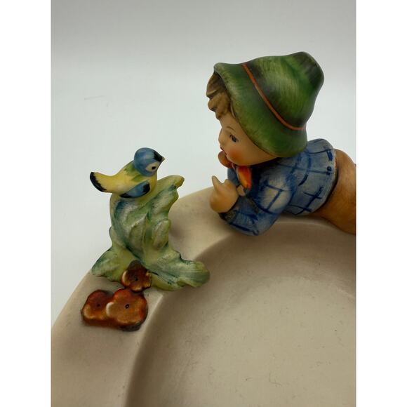 Vtg Goebel Hummel "Boy With Bird" W Germany Porcelain Hand painted Ashtray Decor - Picture 4 of 7